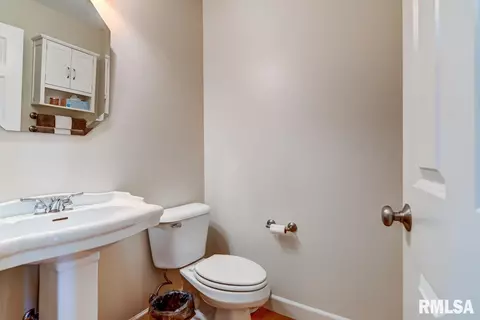 2004 Grist Mill Dr, Springfield, IL 62711 photo 17