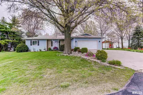 23100 E 20th Rd, Nokomis, IL 62075 photo 2