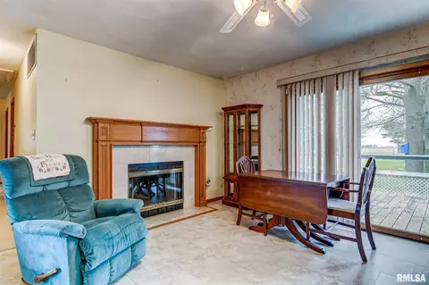 23100 E 20th Rd, Nokomis, IL 62075 photo 19