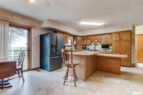 23100 E 20th Rd, Nokomis, IL 62075 photo 17
