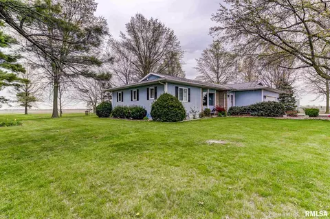 23100 E 20th Rd, Nokomis, IL 62075 photo 5