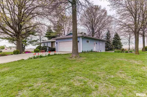 23100 E 20th Rd, Nokomis, IL 62075 photo 4