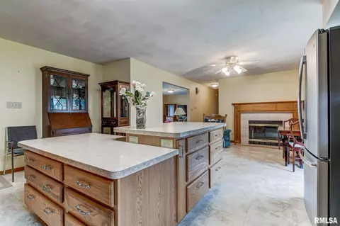 23100 E 20th Rd, Nokomis, IL 62075 photo 16