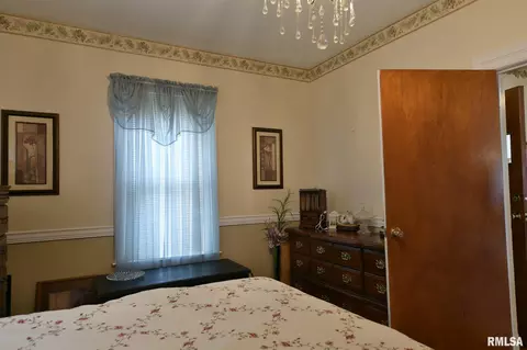 1711 N 8th St, Springfield, IL 62702 photo 13