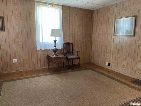 1250 Monument Ave, Springfield, IL 62702 photo 3