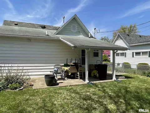 1250 Monument Ave, Springfield, IL 62702 photo 12