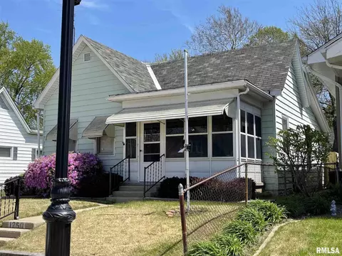 1250 Monument Ave, Springfield, IL 62702 photo 2