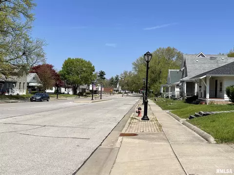 1250 Monument Ave, Springfield, IL 62702 photo 14