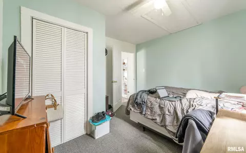 811 S Kickapoo St, Lincoln, IL 62656 photo 9