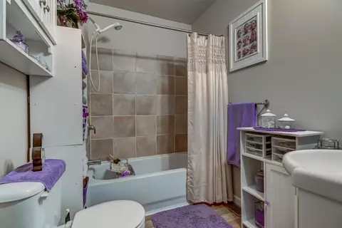 2360 E Keys Ave, Springfield, IL 62702 photo 14