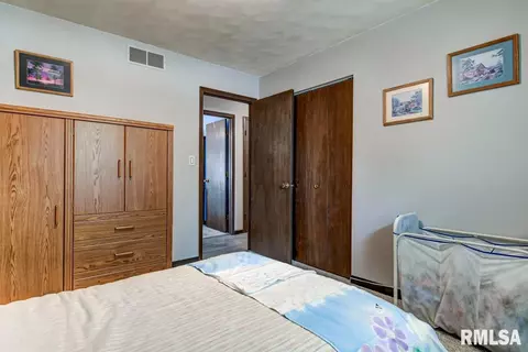 114 Vincent St, Springfield, IL 62707 photo 17