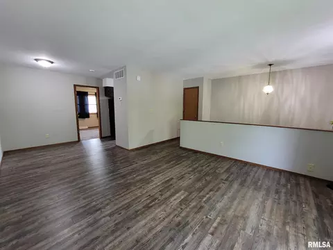 3516 St Francis Dr, Springfield, IL 62703 photo 3