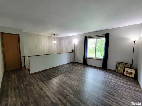 3516 St Francis Dr, Springfield, IL 62703 photo 2