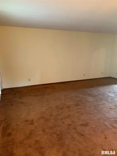 4136 Pickfair Rd, Springfield, IL 62703 photo 9