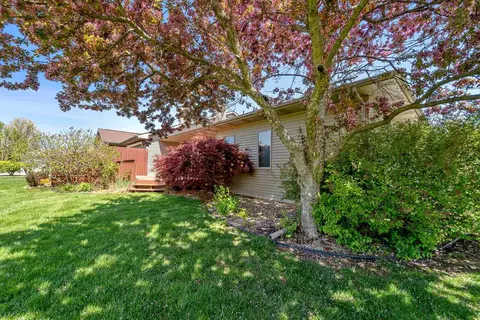 4911 Eagle Crest Ct, Springfield, IL 62711 photo 9