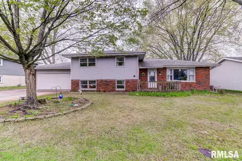 407 Rainbow Rd, Athens, IL 62613 photo 1