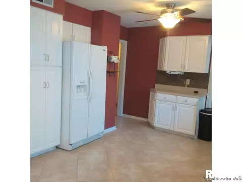 1936 N 6th St, Springfield, IL 62702 photo 9
