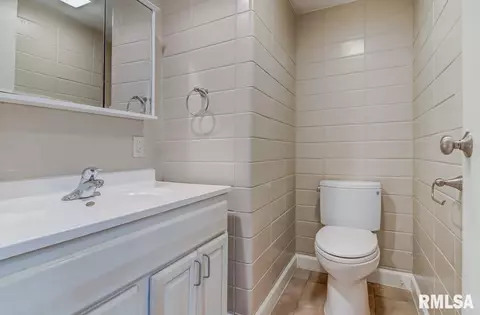 70 W Hazel Dell Ln, Springfield, IL 62703 photo 29