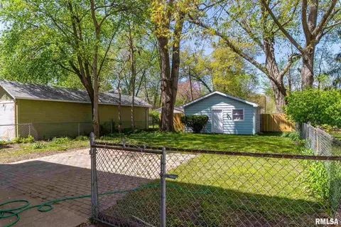 1041 W Edwards St, Springfield, IL 62704 photo 21
