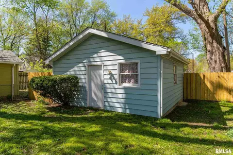 1041 W Edwards St, Springfield, IL 62704 photo 22