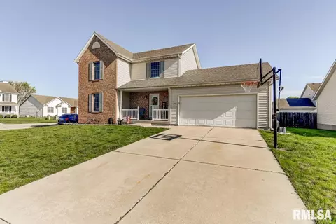 3701 Kerry Blvd, Springfield, IL 62712 photo 2