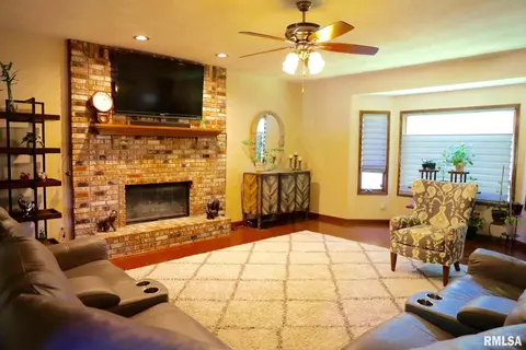 600 Sunny Brook Rd, Springfield, IL 62702 photo 11