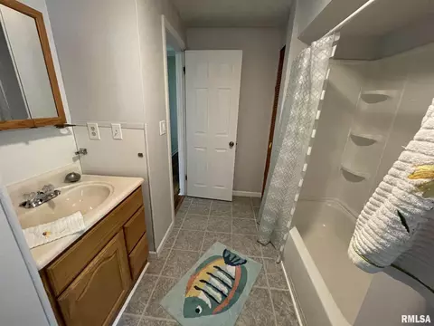 2121 N 7th St, Springfield, IL 62702 photo 6