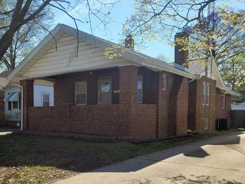 2121 N 7th St, Springfield, IL 62702 photo 1