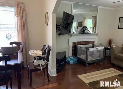 2124 N 5th, Springfield, IL 62702 photo 9