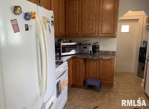 2124 N 5th, Springfield, IL 62702 photo 12