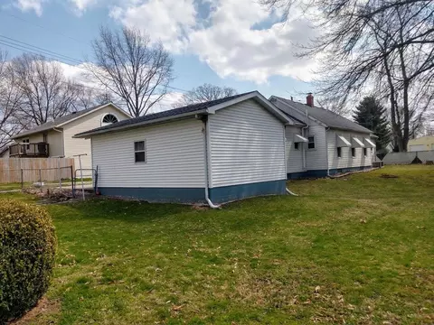 407 E Teak St, Thayer, IL 62689 photo 14