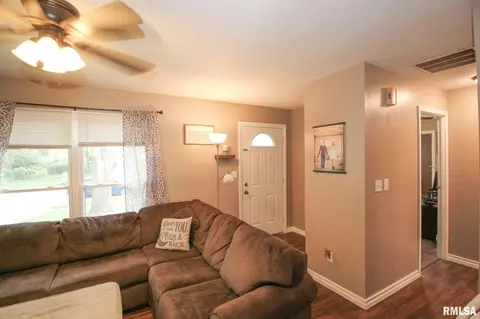 2009 Stonehenge Rd, Springfield, IL 62702 photo 8