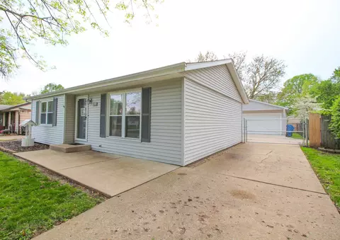 2009 Stonehenge Rd, Springfield, IL 62702 photo 4
