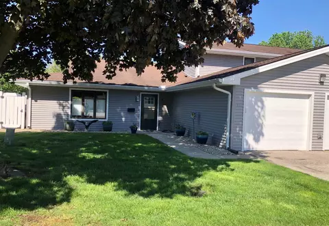 41 Brookside Pl, Springfield, IL 62704 photo 1
