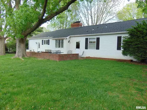 38 Crestview Dr, Chatham, IL 62629 photo 35
