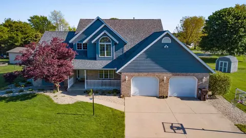 12 Lamplighter Cir, Mount Pulaski, IL 62548 photo 1
