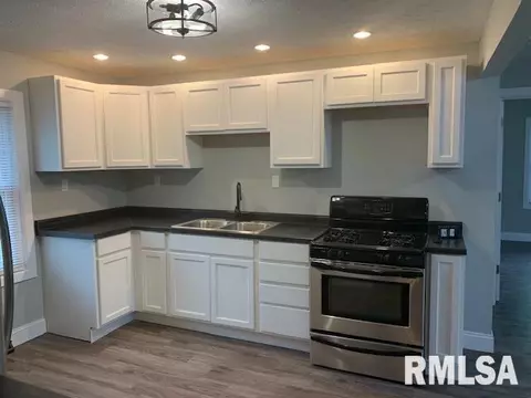 3222 Carman Ave, Springfield, IL 62703 photo 3