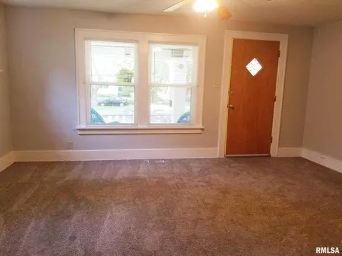 2008 S Lowell Ave, Springfield, IL 62704 photo 4