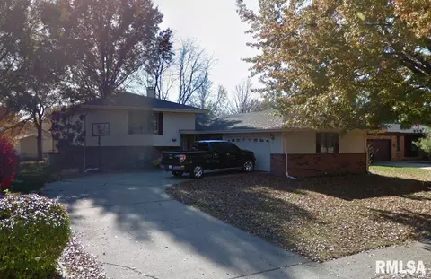 1908 Croydon Dr, Springfield, IL 62703 photo 1