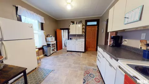 514 E Ridgely Ave, Springfield, IL 62702 photo 8