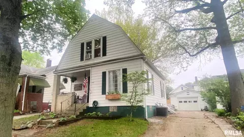 514 E Ridgely Ave, Springfield, IL 62702 photo 1
