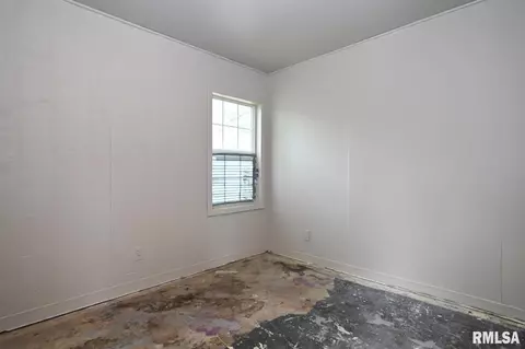 1825 S Pope Ave, Springfield, IL 62703 photo 8
