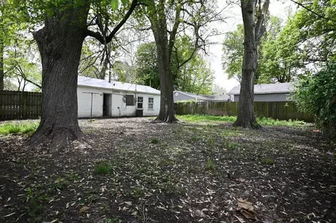 1825 S Pope Ave, Springfield, IL 62703 photo 12