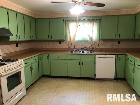 511 W Allen St, Springfield, IL 62704 photo 9