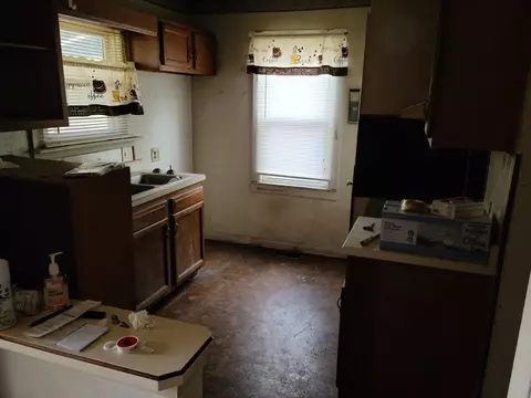 2913 S Walnut St, Springfield, IL 62704 photo 7