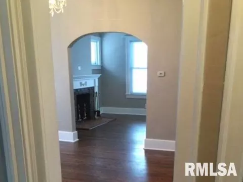 1501 S 4th St, Springfield, IL 62703 photo 6