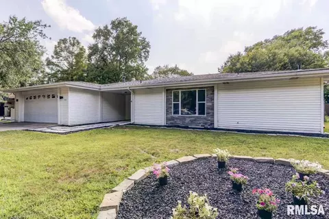 1201 Larchmont Dr, Springfield, IL 62704 photo 1