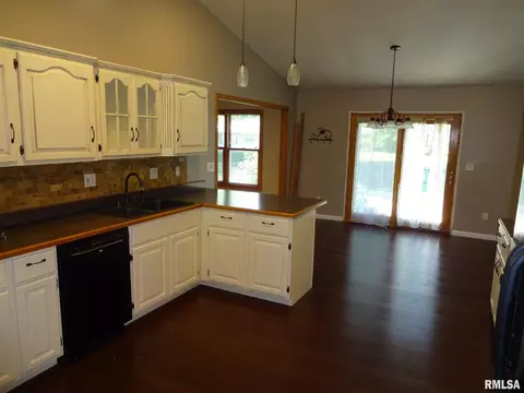 4320 Comanche Dr, Springfield, IL 62711 photo 7