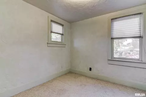 2033 S 4th St, Springfield, IL 62703 photo 25