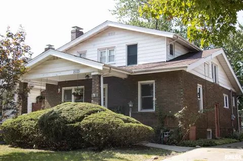 2033 S 4th St, Springfield, IL 62703 photo 1